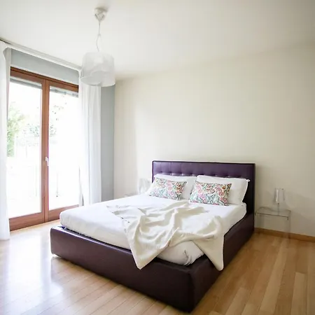 Castello Apartment *