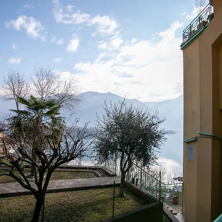 Castello Apartment Lovere